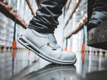 Load image into Gallery viewer, GIASCO 3H002I - USTICA S2 FO SR - SAFETY TRAINER SHOES WHITE