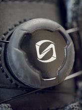 Load image into Gallery viewer, SINGER SAFETY MONZA - WATER REPELLENT LEATHER SAFETY WORK BOOT ESD ROTAR LACING SYSTEM