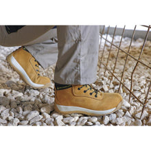Load image into Gallery viewer, DELTAPLUS SAGA S3 SRC NUBUCK TAN SAFETY WORK BOOT FOOTWEAR