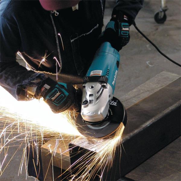 MAKITA GA9020 220V 9" ANGLE GRINDER