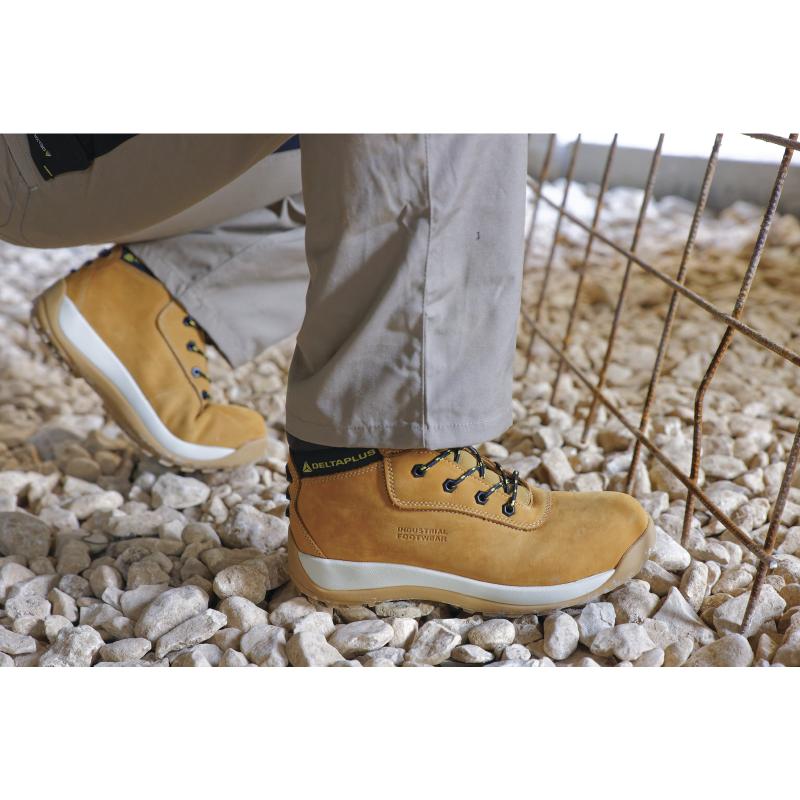 DELTAPLUS SAGA S3 SRC NUBUCK TAN SAFETY WORK BOOT FOOTWEAR